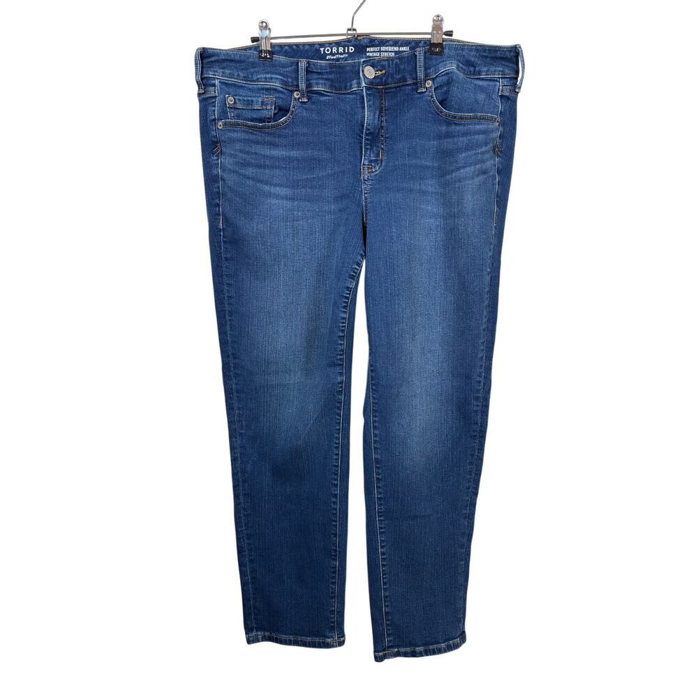 Torrid Perfect Boyfriend Jeans Womens 16R Blue Mid Rise Ankle Vintage Stretch